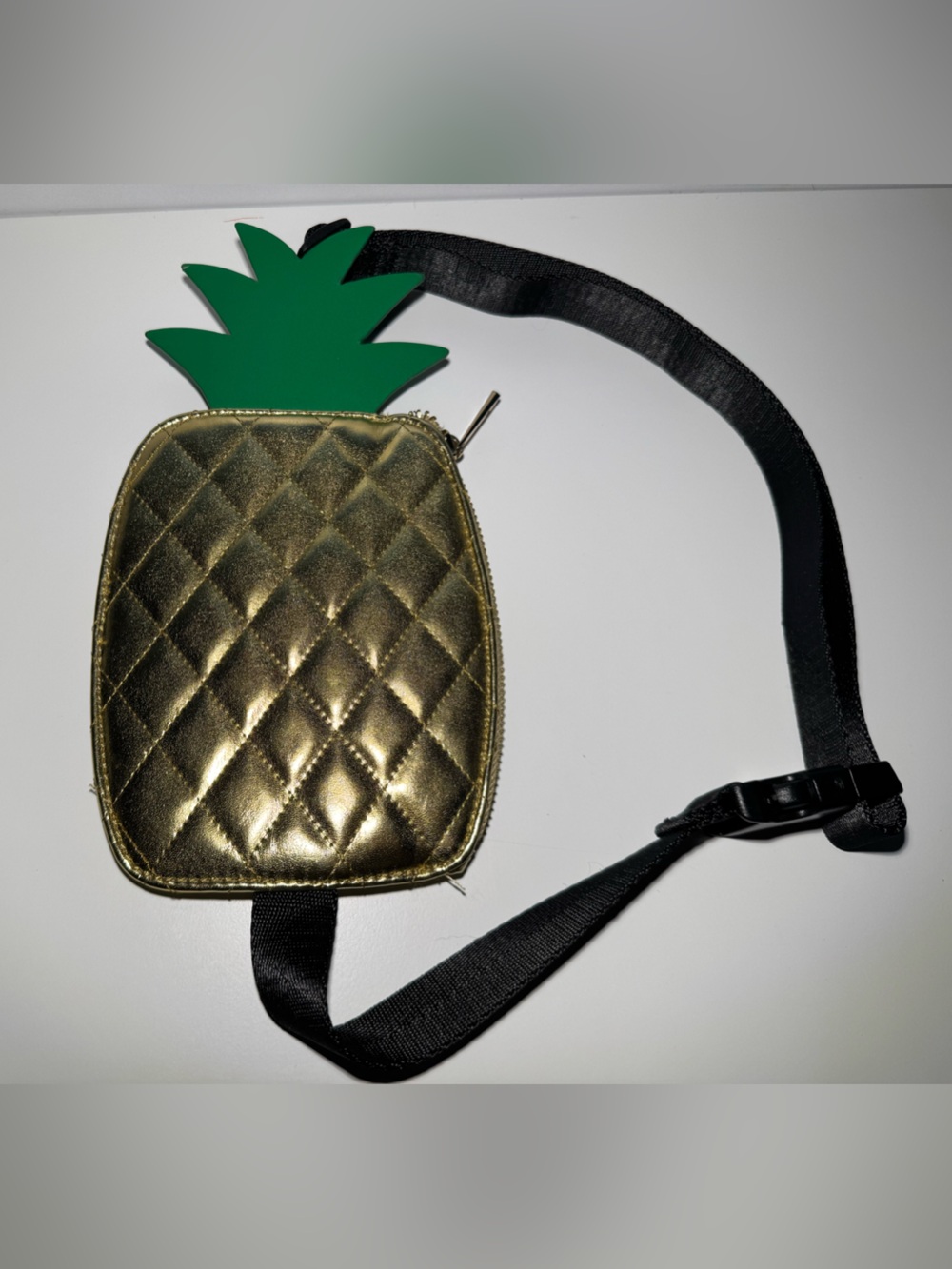 Forever 21 Metallic Gold Quilted Pineapple Fanny Pack